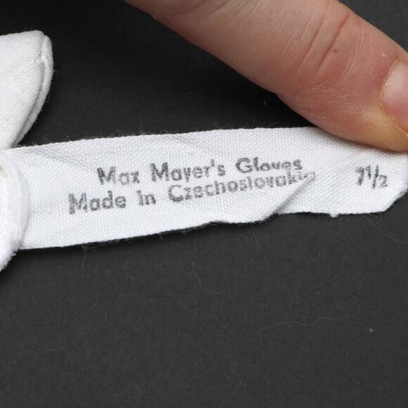 Vintage Max Mayer's Fashion Gloves 1950s White Stretch Czechoslovakia MCM - Picture 7 of 14